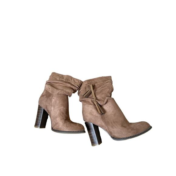 Shoedazzle ankle Boots Celia Slip On Point Toe Block Heel Casual western SZ 8.5 - Picture 4 of 7